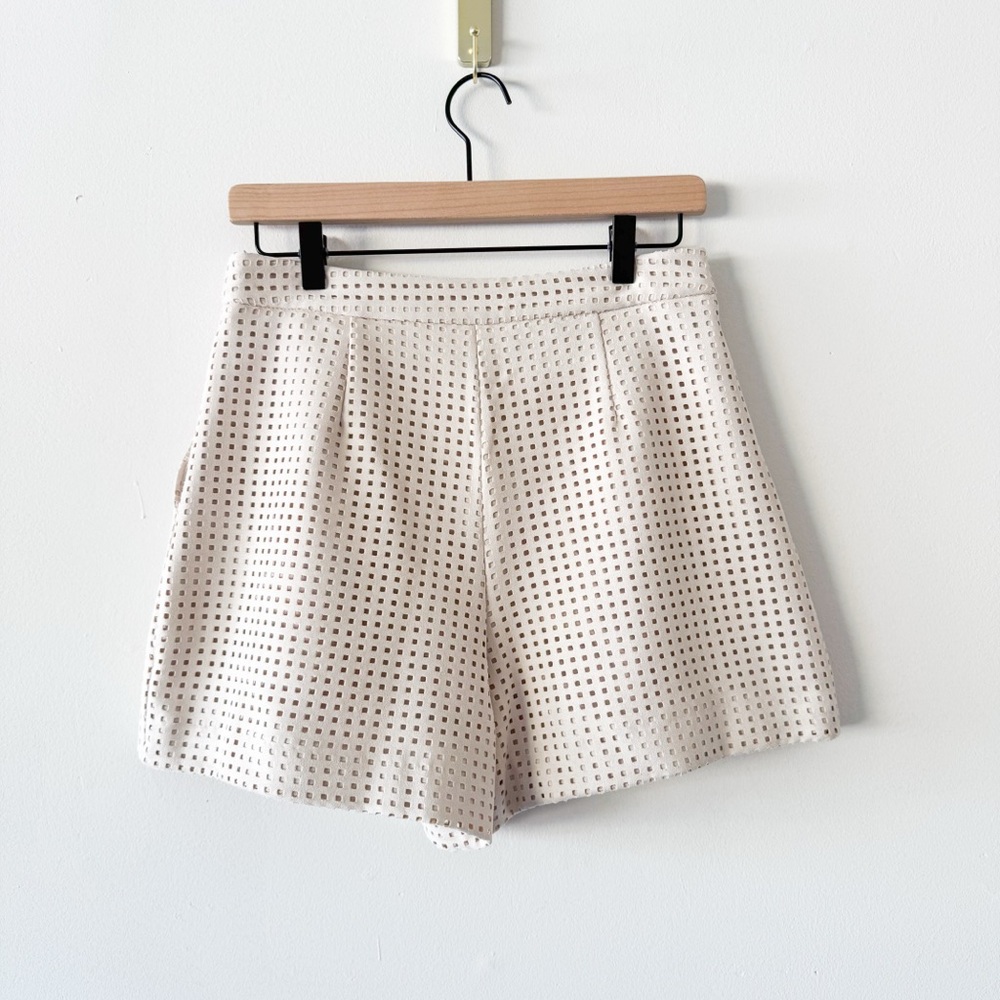 Zara Women's Faux Suede Eyelet Blazer and Shorts Set Size Medium - Picture 15 of 16